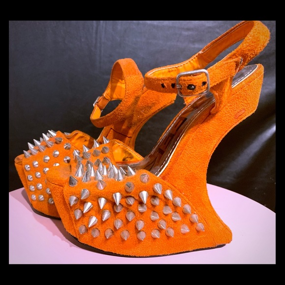 Orange spiked Heels - Picture 1 of 4